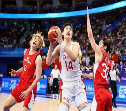 亚冬会女子,大跳台,熊诗芮张小,世界杯转播,2026世界杯,直播渠道,赛事时间,观看平台